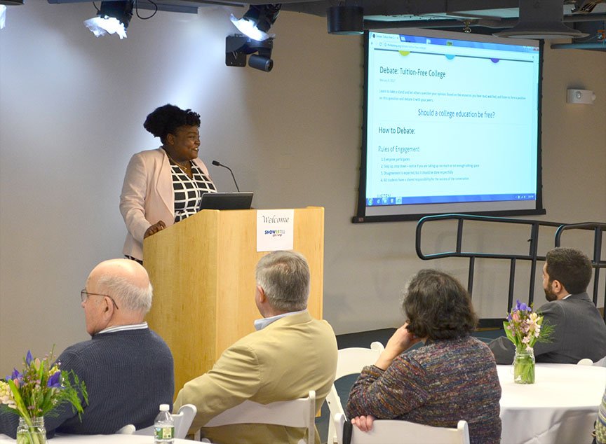 Fellow, Media Strategy Rose Pierre-Louis demonstrates Thinkalong, a web-based platform for classroom teaching of media literacy, critical thinking, and debate skills to middle school students in an active learning environment she developed.