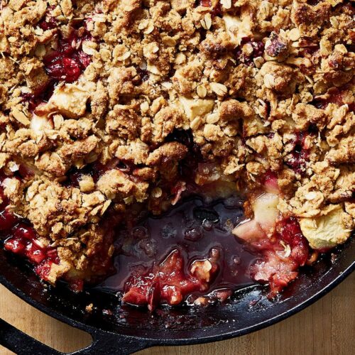 Apple Cranberry Crumble recipe_From Lidia’s a Pot, a Pan, and a Bowl by Lidia Matticchio Bastianich and Tanya Bastianich Manuali. Copyright © 2021 by Tutti a Tavola, LLC. Excerpted by permission of Alfred A. Knopf, a division of Penguin Random House LLC. All rights reserved.