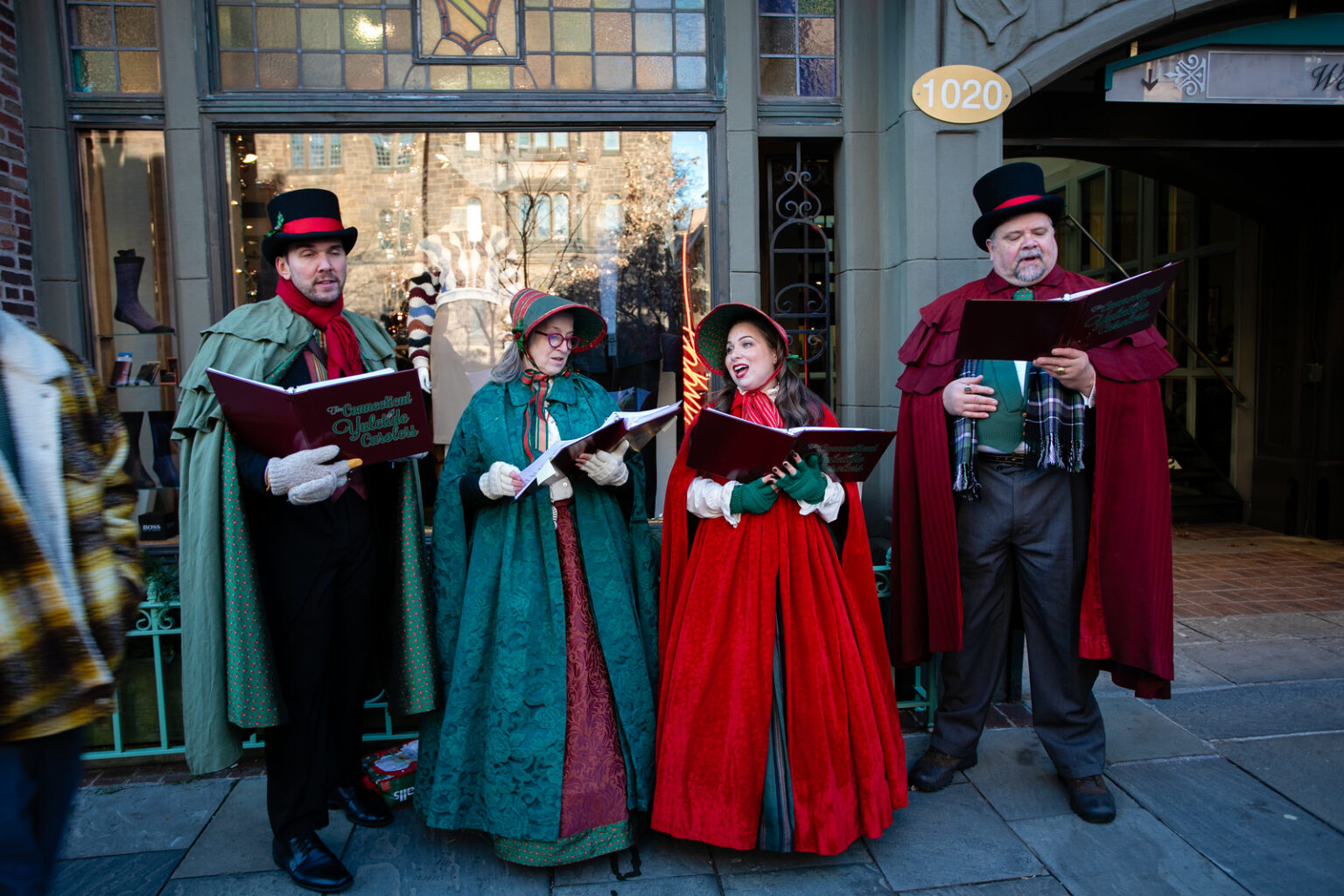 Strolling CT Yuletide Carolers